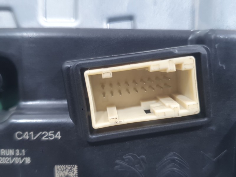 Recambio de cuadro instrumentos para citroën c4 iii (ba_, bb_, bc_) 1.2 puretech 130 (bahnsa, bahnsb) referencia OEM IAM 9839397