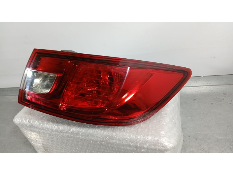 Recambio de piloto trasero derecho exterior para renault clio iv (bh_) 1.5 dci 75 referencia OEM IAM 265509646R  
