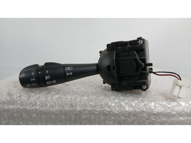 Recambio de mando luces para renault clio iv (bh_) 1.5 dci 75 referencia OEM IAM 251900567R  