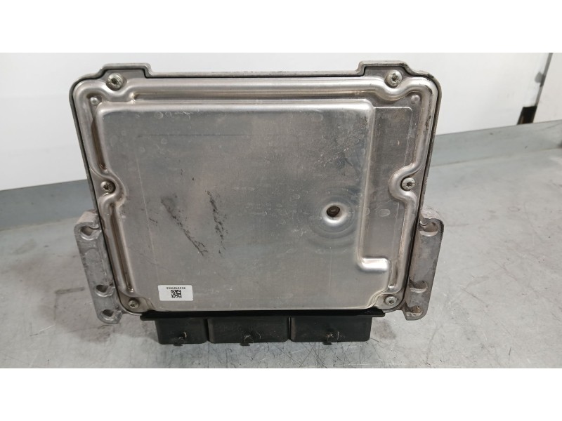Recambio de centralita motor uce para renault clio iv (bh_) 1.5 dci 75 referencia OEM IAM 237104128R  