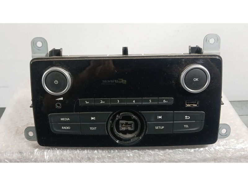 Recambio de sistema audio / radio para renault clio iv (bh_) 1.5 dci 75 referencia OEM IAM   