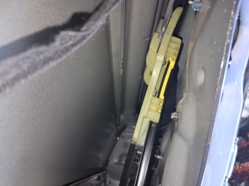 Recambio de elevalunas trasero izquierdo para ford mondeo v hatchback (ce) 2.0 tdci referencia OEM IAM 2017020  