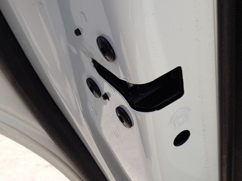 Recambio de cerradura puerta trasera izquierda para citroën c4 iii (ba_, bb_, bc_) e-c4 (bczkxc) referencia OEM IAM 9846823580  