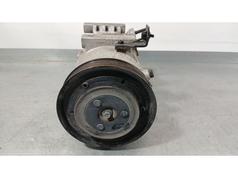 Recambio de compresor aire acondicionado para kia sportage iv (ql, qle) 1.6 gdi referencia OEM IAM 97701D7300  