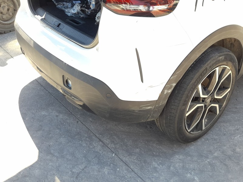 Recambio de paragolpes trasero para citroën c4 iii (ba_, bb_, bc_) e-c4 (bczkxc) referencia OEM IAM 983430011T TOCADO-ROZADO 
