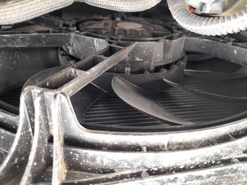 Recambio de electroventilador para citroën c4 iii (ba_, bb_, bc_) e-c4 (bczkxc) referencia OEM IAM 9826929880  