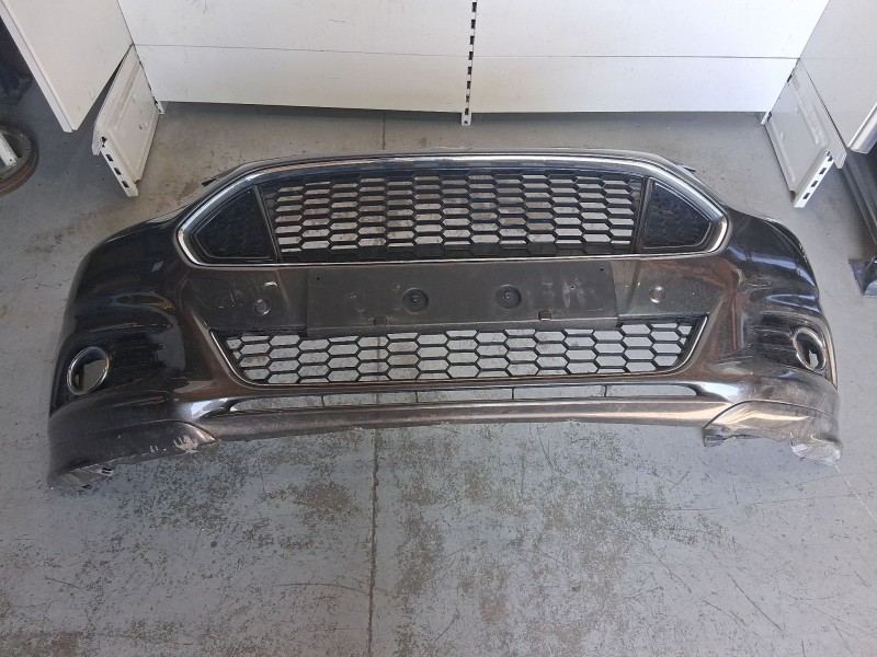 Recambio de paragolpes delantero para ford mondeo v hatchback (ce) 2.0 tdci referencia OEM IAM 2011325 ROZADO 