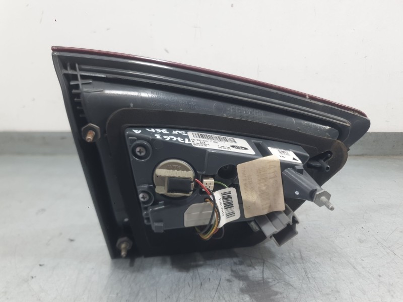 Recambio de piloto trasero derecho interior para ford mondeo v hatchback (ce) 2.0 tdci referencia OEM IAM 2345659  