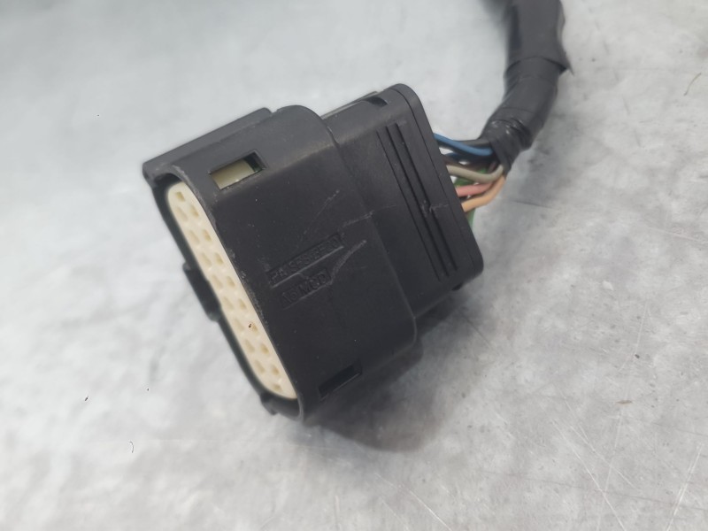 Recambio de retrovisor derecho para ford mondeo v hatchback (ce) 2.0 tdci referencia OEM IAM 2476037 ELECTRICO C/LUZ CORTESÍA 
