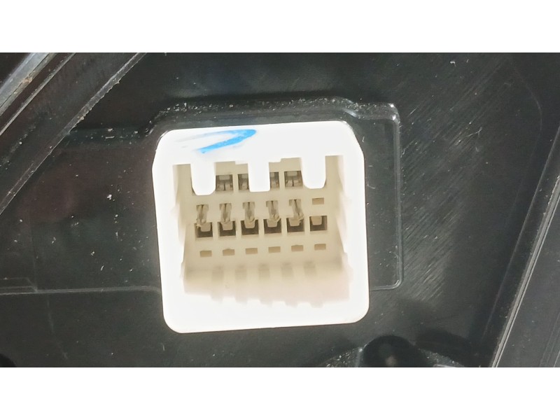 Recambio de retrovisor derecho para kia stonic (yb) 1.0 t-gdi eco-dynamics+ referencia OEM IAM 87620H8050 ELECTRICO ROZADO FALTA