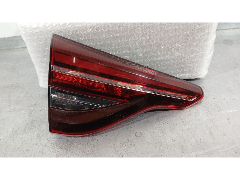 Recambio de piloto trasero izquierdo interior para renault clio v (b7_) 1.0 tce 100 (b7mt) referencia OEM IAM 265557776R  17835F