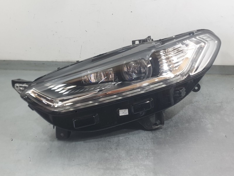 Recambio de faro izquierdo para ford mondeo v hatchback (ce) 2.0 tdci referencia OEM IAM 2519157  