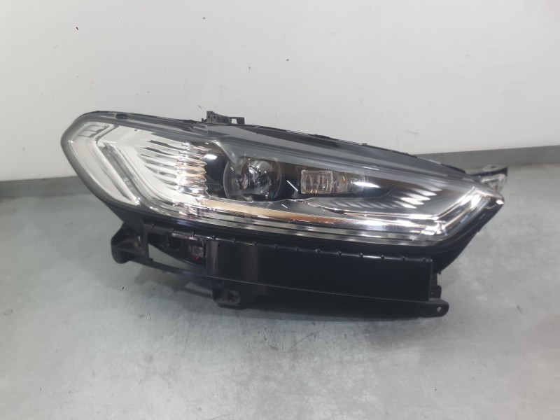 Recambio de faro derecho para ford mondeo v hatchback (ce) 2.0 tdci referencia OEM IAM 2519159  