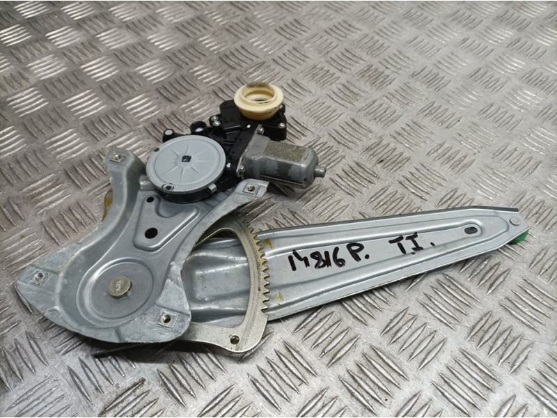 Recambio de elevalunas trasero izquierdo para toyota avensis (t27) active referencia OEM IAM 8570102010 961920100 ELECTRICO 10 P