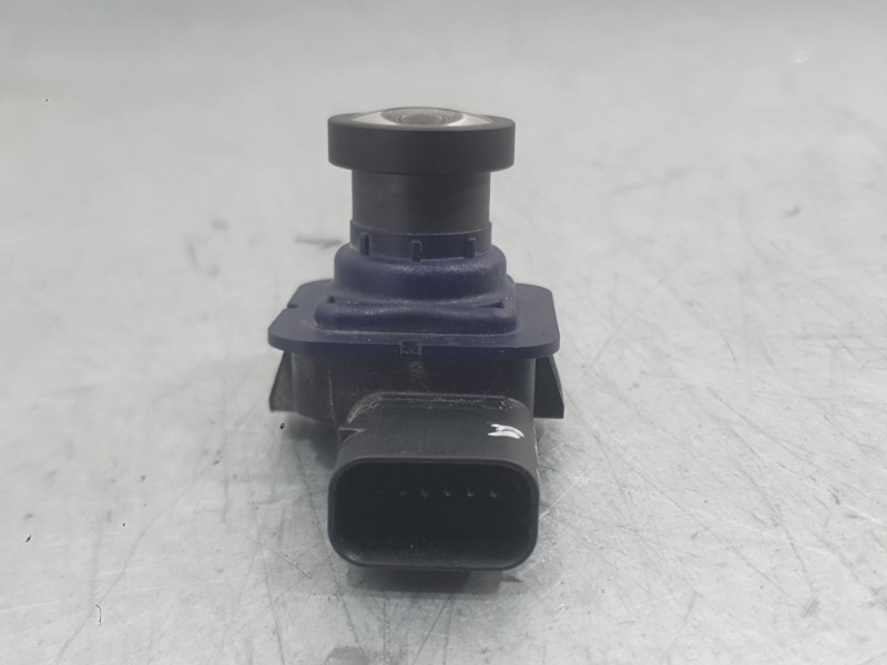 Recambio de camara vision trasera para ford mondeo v hatchback (ce) 2.0 tdci referencia OEM IAM 2504452  