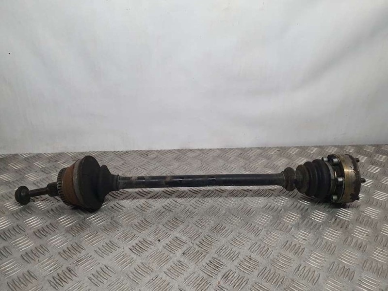 Recambio de transmision trasera derecha para audi a8 (d2) 3.7 quattro referencia OEM IAM 4D0501203G  