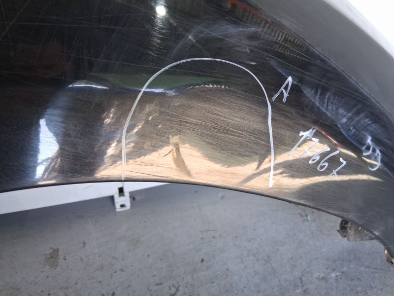 Recambio de aleta delantera derecha para dacia duster (hs_) 1.2 tce 125 referencia OEM IAM 631007297R TOCADA 