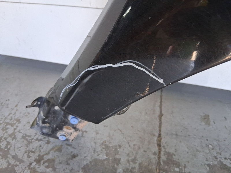 Recambio de aleta delantera derecha para dacia duster (hs_) 1.2 tce 125 referencia OEM IAM 631007297R TOCADA 