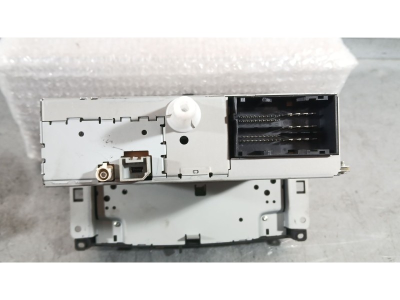 Recambio de sistema audio / radio cd para fiat 500l (351_, 352_) 1.4 (199lyb1b) referencia OEM IAM 735594469 TOCADO 