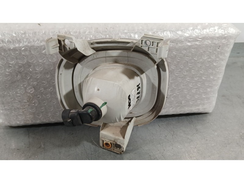 Recambio de piloto trasero derecho paragolpes para fiat 500l (351_, 352_) 1.4 (199lyb1b) referencia OEM IAM 51959332  