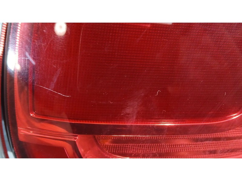 Recambio de piloto trasero derecho para fiat 500l (351_, 352_) 1.4 (199lyb1b) referencia OEM IAM 51883571  
