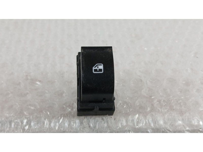 Recambio de mando elevalunas delantero derecho para fiat 500l (351_, 352_) 1.4 (199lyb1b) referencia OEM IAM 735600120  