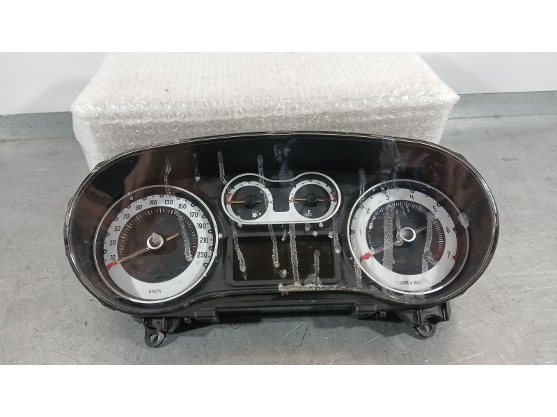 Recambio de cuadro instrumentos para fiat 500l (351_, 352_) 1.4 (199lyb1b) referencia OEM IAM 51975128  