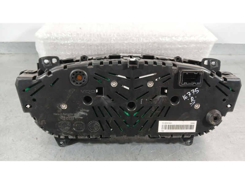 Recambio de cuadro instrumentos para fiat 500l (351_, 352_) 1.4 (199lyb1b) referencia OEM IAM 51975128  