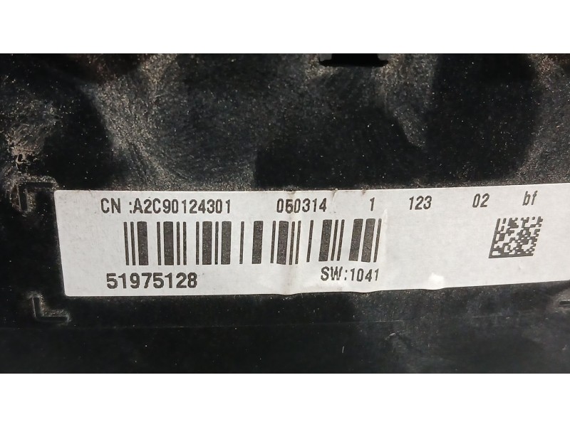 Recambio de cuadro instrumentos para fiat 500l (351_, 352_) 1.4 (199lyb1b) referencia OEM IAM 51975128  
