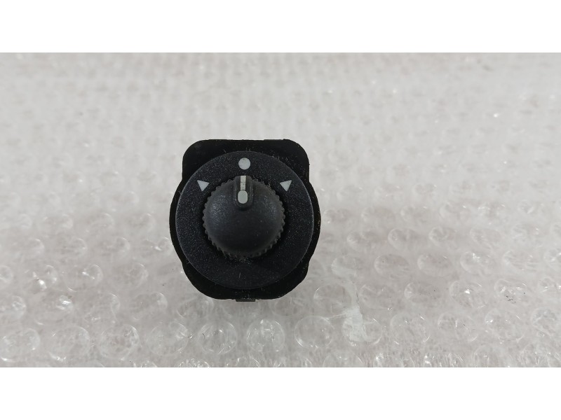 Recambio de mando retrovisor para fiat 500l (351_, 352_) 1.4 (199lyb1b) referencia OEM IAM 735710775  