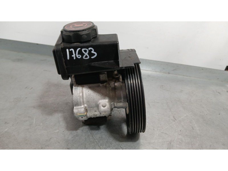 Recambio de bomba direccion para peugeot 206 hatchback (2a/c) 1.4 i referencia OEM IAM 4007V5  
