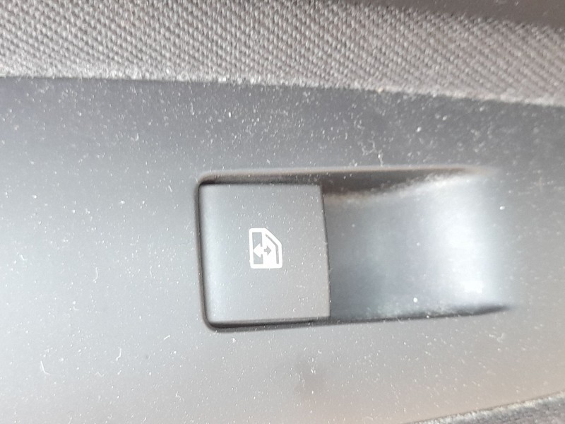 Recambio de mando elevalunas trasero izquierdo para opel mokka / mokka x (j13) 1.4 lpg (_76) referencia OEM IAM 22915110  
