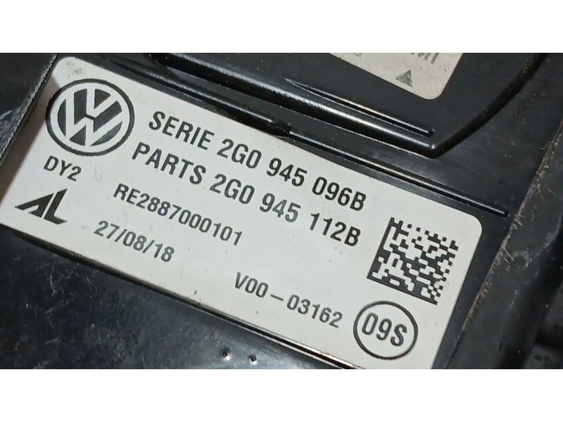 Recambio de piloto trasero derecho para volkswagen polo vi (aw1, bz1, ae1) 1.0 referencia OEM IAM 2G0945096B  