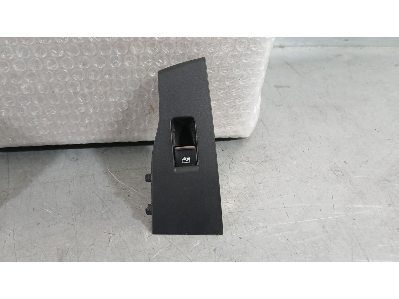 Recambio de mando elevalunas trasero derecho para volkswagen polo vi (aw1, bz1, ae1) 1.0 referencia OEM IAM 5G0959855PWHS  