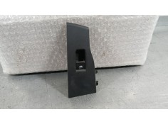 MANDO ELEVALUNAS TRASERO IZQUIERDO 5G0959855R 