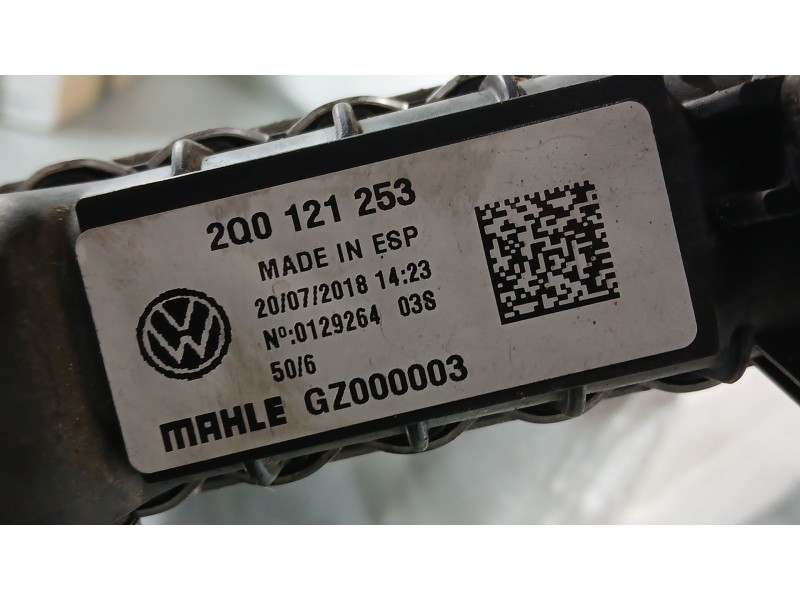 Recambio de radiador agua para volkswagen polo vi (aw1, bz1, ae1) 1.0 referencia OEM IAM 2Q0121253  