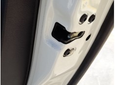 CERRADURA PUERTA TRASERA DERECHA 51987603 