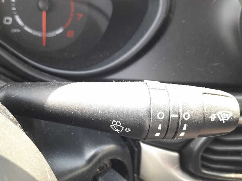 Recambio de mando luces y limpia para fiat tipo station wagon (356_, 357_) 1.4 lpg (356wxf1b) referencia OEM IAM 735752435  