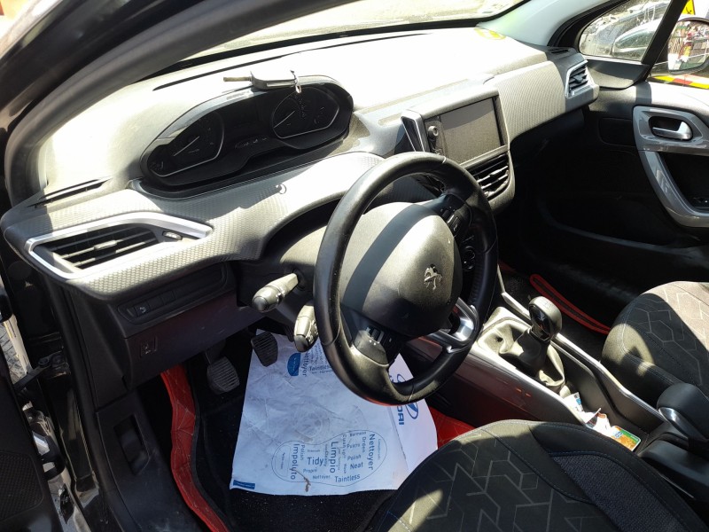 peugeot 2008 i (cu_) del año 2018