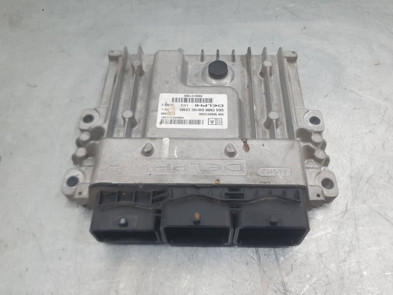 Recambio de centralita motor uce para citroën ds5 2.0 hdi 165 referencia OEM IAM   