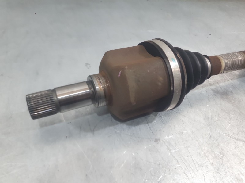 Recambio de transmision delantera izquierda para citroën ds5 2.0 hdi 165 referencia OEM IAM 9687854380  