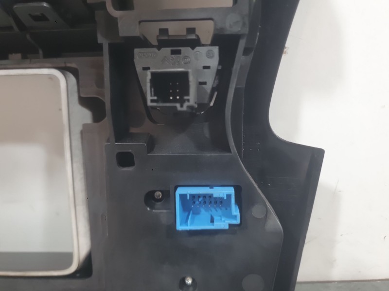 Recambio de mando multifuncion para citroën ds5 2.0 hdi 165 referencia OEM IAM 98025374ZD AUDIO Y CALEFACCION 