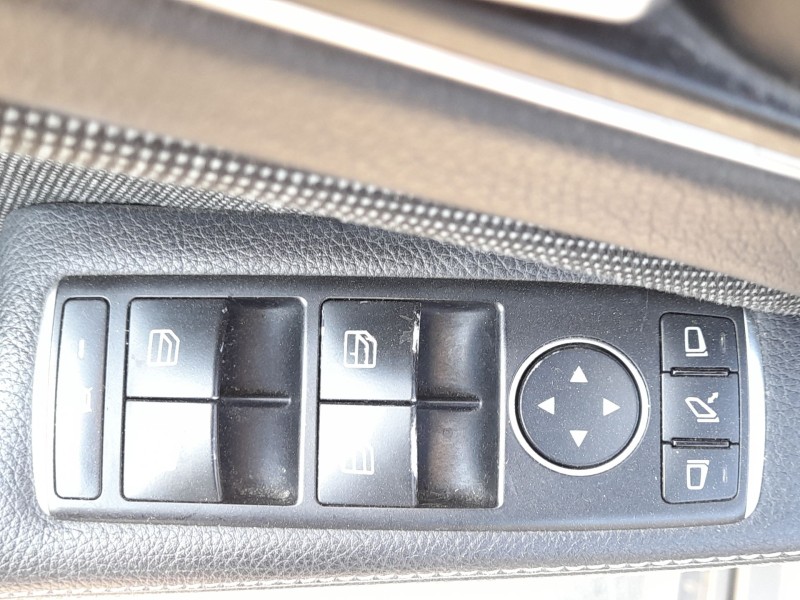 Recambio de mando elevalunas delantero izquierdo para mercedes-benz clase a (w176) a 180 cdi / d (176.012) referencia OEM IAM A1