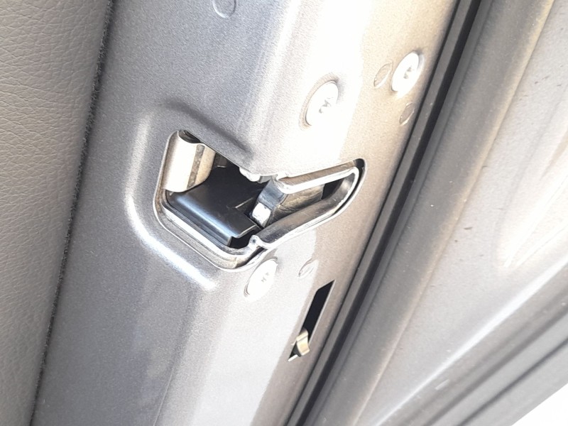 Recambio de cerradura puerta trasera derecha para mercedes-benz clase a (w176) a 180 cdi / d (176.012) referencia OEM IAM A20473