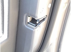 CERRADURA PUERTA DELANTERA DERECHA A1667200435 