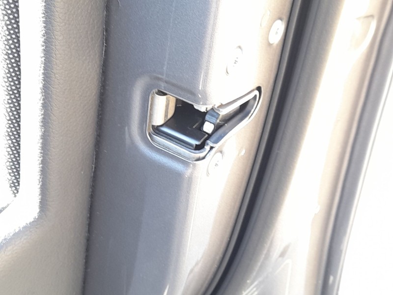Recambio de cerradura puerta delantera derecha para mercedes-benz clase a (w176) a 180 cdi / d (176.012) referencia OEM IAM A166