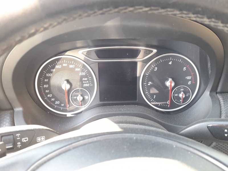 Recambio de cuadro instrumentos para mercedes-benz clase a (w176) a 180 cdi / d (176.012) referencia OEM IAM A1769000004  