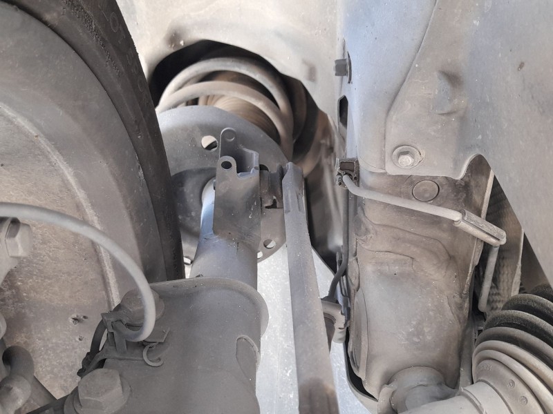 Recambio de amortiguador delantero derecho para mercedes-benz clase a (w176) a 180 cdi / d (176.012) referencia OEM IAM A1763234