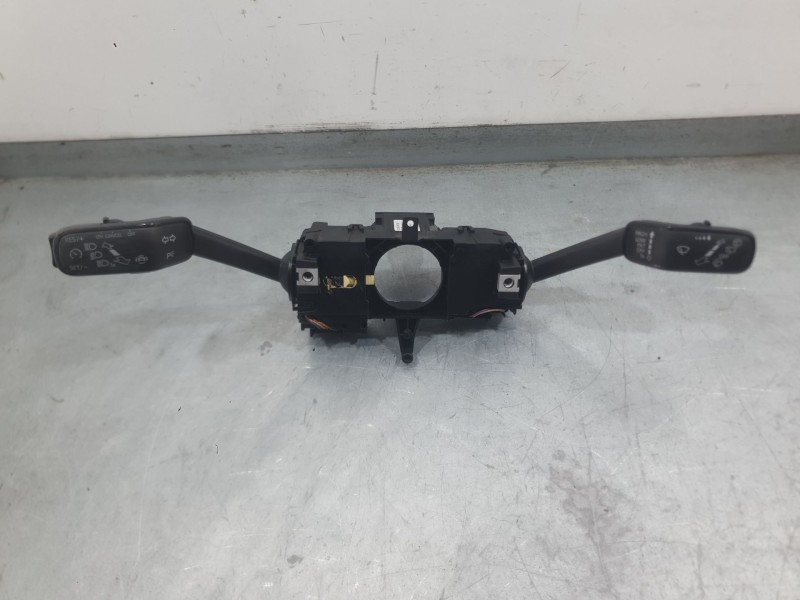Recambio de mando luces y limpia para seat ibiza (kj1) style referencia OEM IAM 2Q0953513  