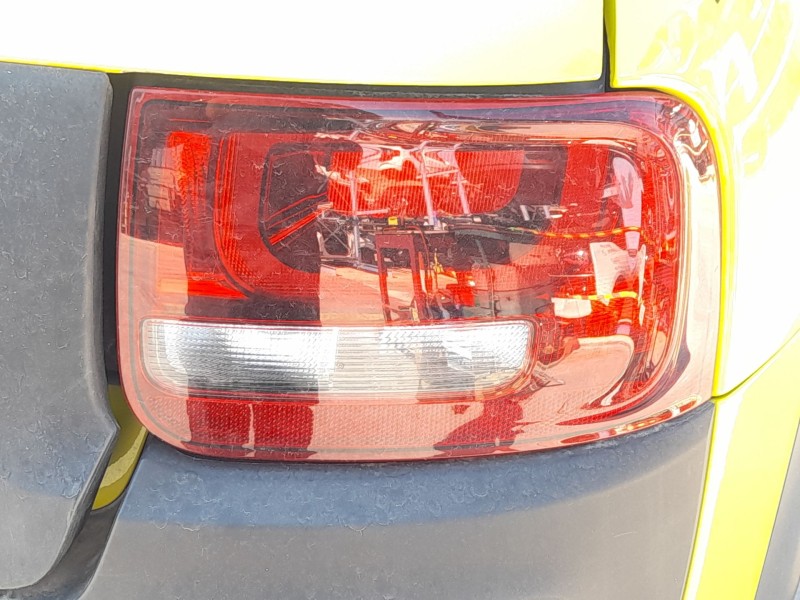 Recambio de piloto trasero derecho para citroën c4 cactus 1.6 hdi 90 referencia OEM IAM 9800916080  